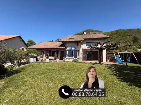 maison à vivre de plain-pied sur 100m² + 3-4 ch à étage - terrain 850m²
