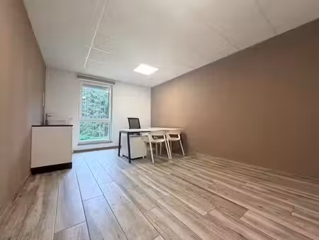 3 bureaux à louer dans un centre médical de libramont