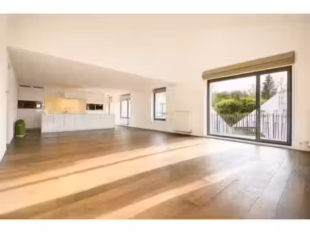 appartement à louer à avenue dolez 105d uccle (vbe63625)