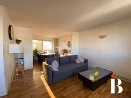 location appartement 2 pièces à nantes (44000) : à louer 2 pièces / 47m² nantes
