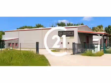 location local commercial