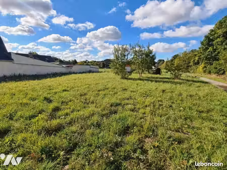 terrain 570 m² ferques