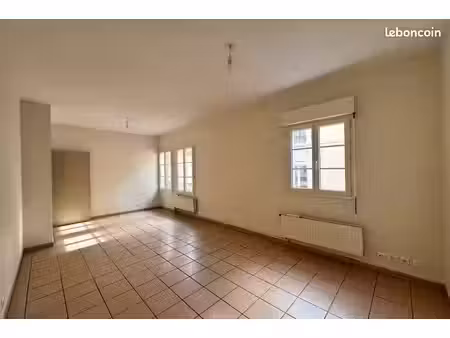 appartement 4 pièces 77 m²