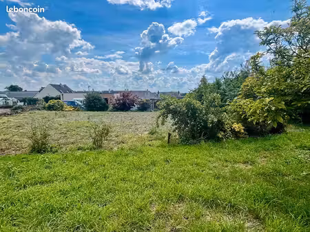 terrain 655 m² domagne