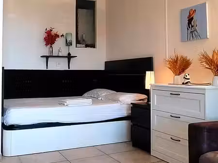 joli studio de 26m2 antibes vue mer