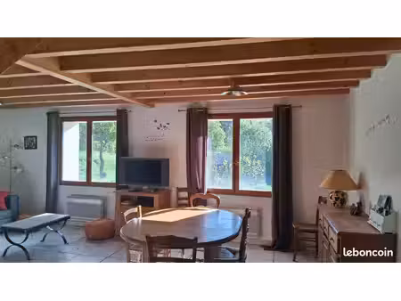 appartement indépendant sur 2 niveaux dans maison de pays