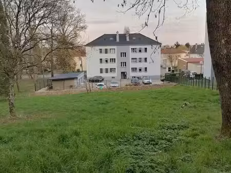 f4 75 m2 résidence avec parking fermé