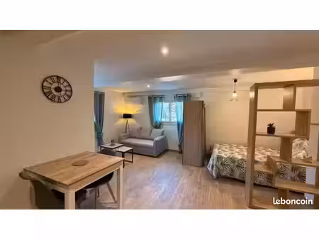 loue t1 bis 30m2 meublé et climatisé