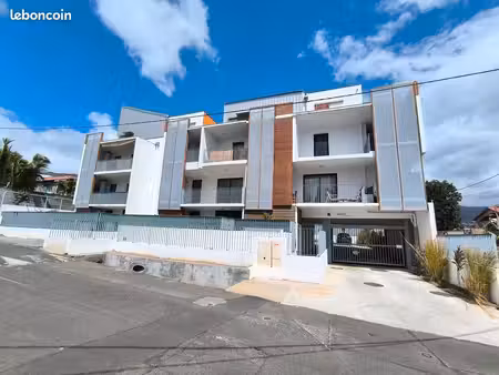 t3 de 75 m² - résidence limpopo - sainte marie (grande montée)