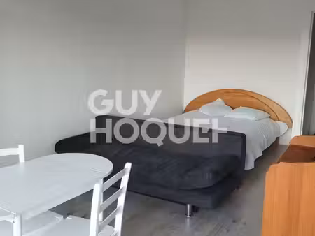 studio 1 pièce 30 m²