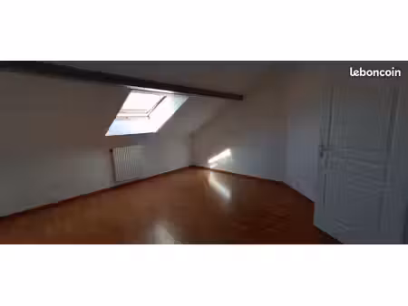 t2 à planaise 73800