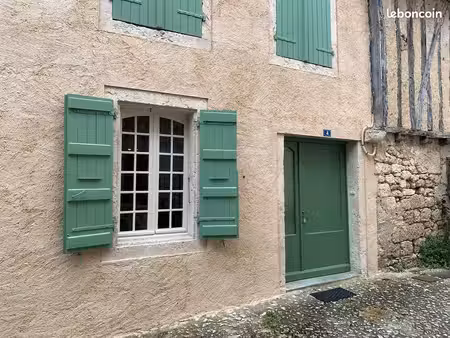 maison de ville t3 centre-ville saint clar