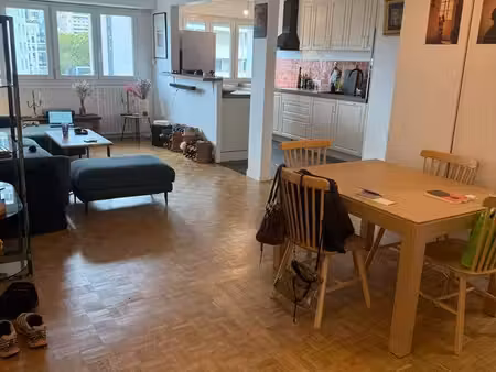 t4 meublé 75 m² rénové – 3 chambres  parking  cave – colombes rousseau-solférino