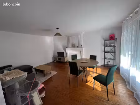 t4 65m² plein centre montjean • balcon • fibre • disponible 1er octobre