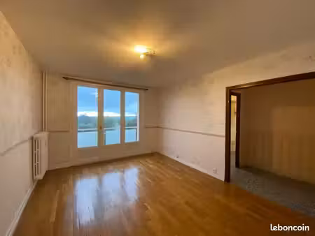appartement t2 – néris-les-bains