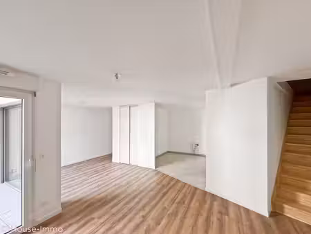 appartement duplex t3 84 31 m² mérignac parking loggia ascenseur