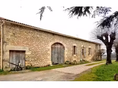 maison en pierre