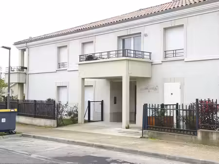 appartement t3 de 64 m2 avec jardin 80 m2 et stationnement -