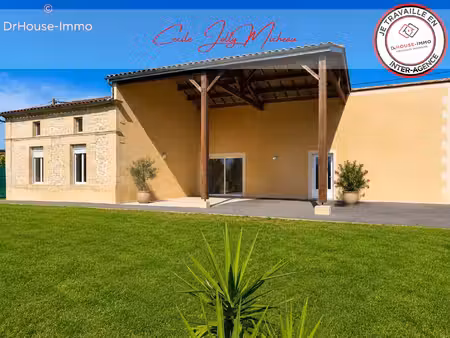 maison de plain pied - 3 chambres - terrasse et jardin