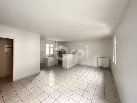 location appartement 3 pièces 74.59 m² à terrasson-lavilledieu (24120)  575 €