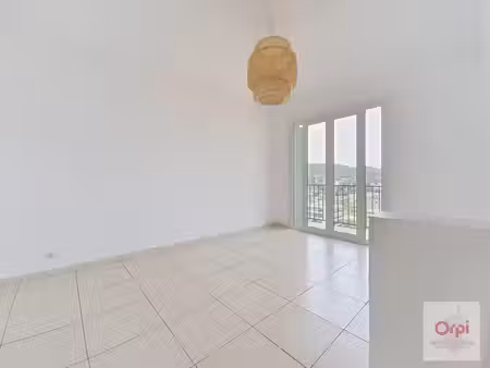 location appartement 2 pièces 42.75 m² à ajaccio (20000)  780 €
