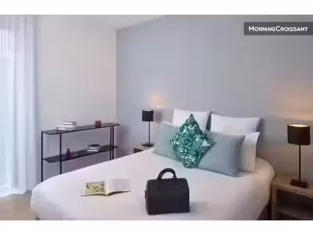 location meublée appartement 2 pièces 39 m² à massy (91300)  1 090 €