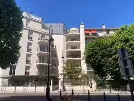 location meublée appartement 3 pièces 80 m² à puteaux (92800)  2 500 €