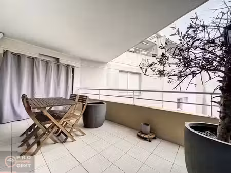 location meublée appartement 2 pièces 34.53 m² à montpellier (34000)  752 €