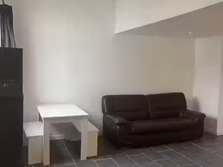 location meublée appartement 2 pièces 28 m² à quincy-voisins (77860)  740 €