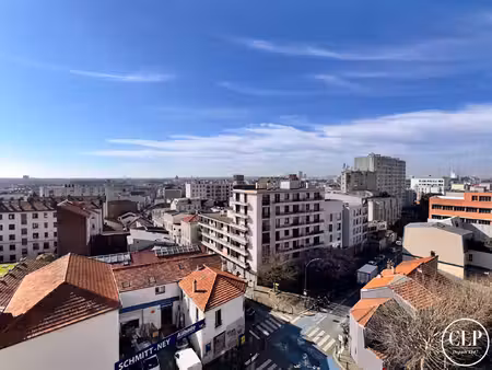 croix de chavaux - appartement 3 pièce(s) 63.80 m2
