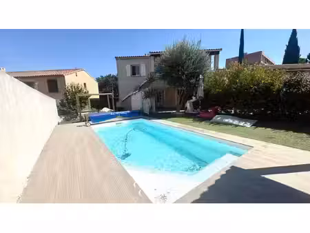 'nouveauté' maison t6 + dépendance avec terrain et piscine s