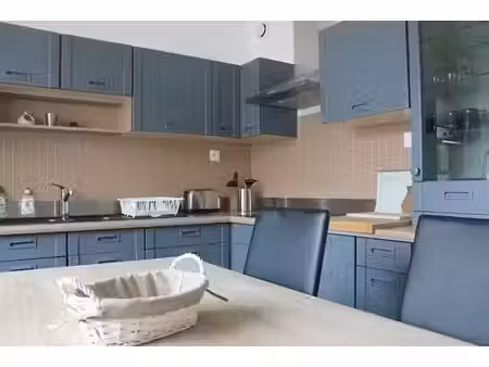 location appartement 3 pièces 61.61 m² à concarneau (29900)  850 €