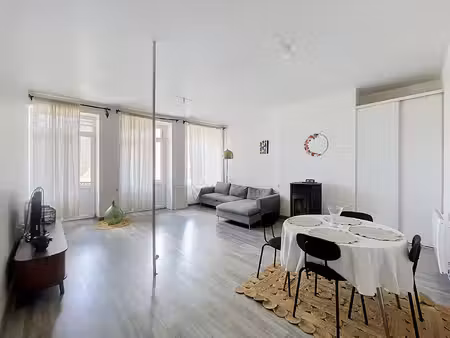 appartement 82 m2 avec grande terrasse à craponne-sur-arzon