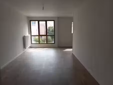 location appartement 4 pièces 74 m² à rouen (76000)  847 €