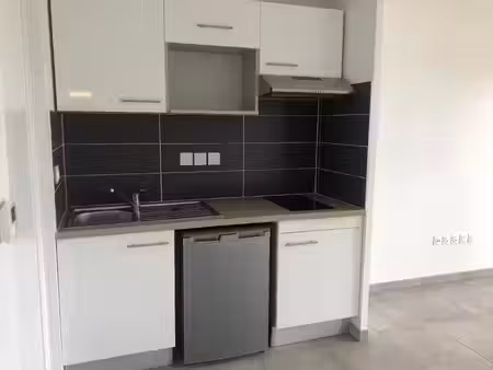 location appartement 2 pièces 36 m² à frouzins (31270)
