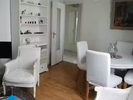 location meublée appartement 3 pièces 60 m² à la rochelle (17000)  860 €