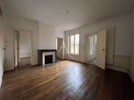 luneville : appartement f4 (98 m²) en location