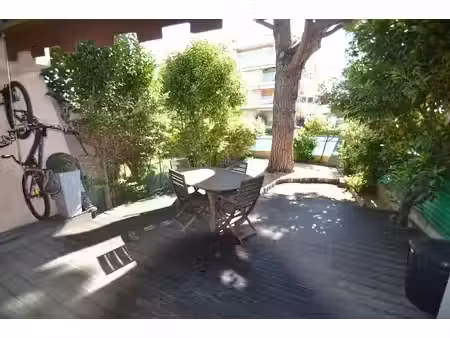 location meublée appartement 1 pièce 33 m² à saint-laurent-du-var (06700)  870 €