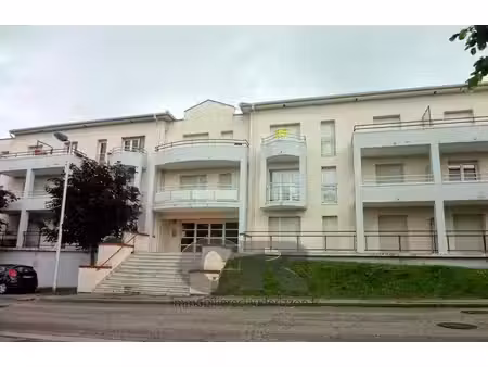a louer st avec parking