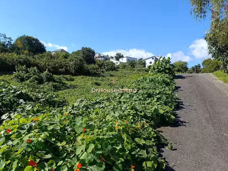terrain exquisément placé de 392m² proposé à un prix attractif à tampon bras creux les bas