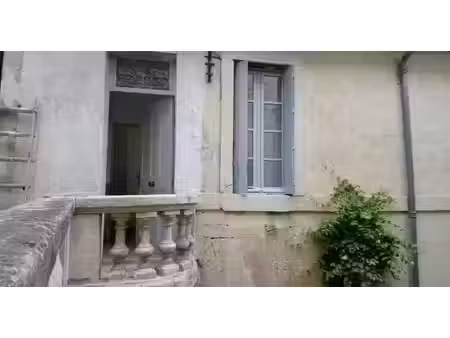 location appartement 2 pièces 53 m² à montpellier (34000)  960 €