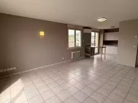 location appartement 3 pièces 64 m² à saint-marcellin (38160)  910 €
