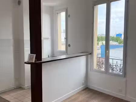 appartement aubervilliers 2 pièce(s) 30.72 m2