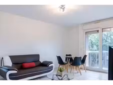 location meublée appartement 3 pièces 70 m² à annemasse (74100)  1 400 €