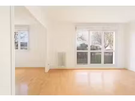 location appartement 4 pièces 75 m² à fontenay-sous-bois (94120)  1 401 €