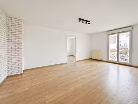 location appartement 2 pièces  41.00m²  verneuil