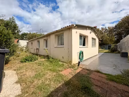 maison de plain-pied - grand jardin