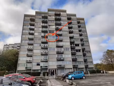 studio 29 m² rénové – 5e étage – peb b