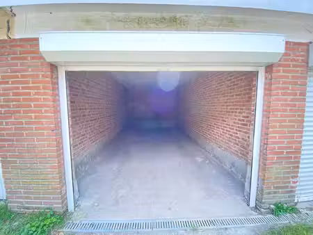 parking / garage