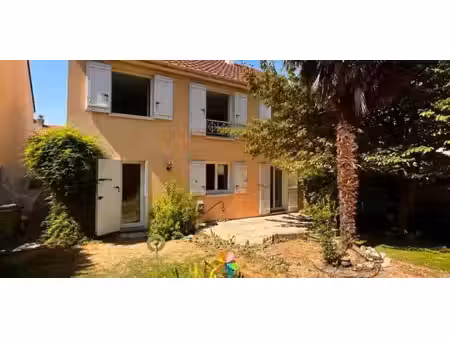 maison avec terrasse romainville (93)